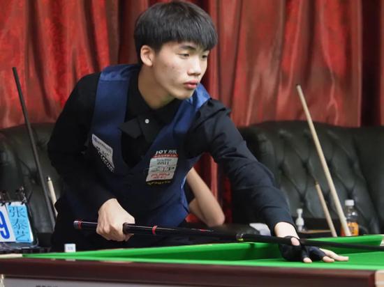 外援的表现 外援的表现